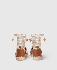 Gaia Flat Sandals