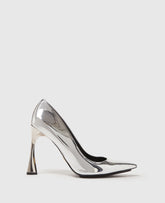 Elsa Patent Pumps