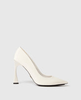 Elsa Patent Pumps