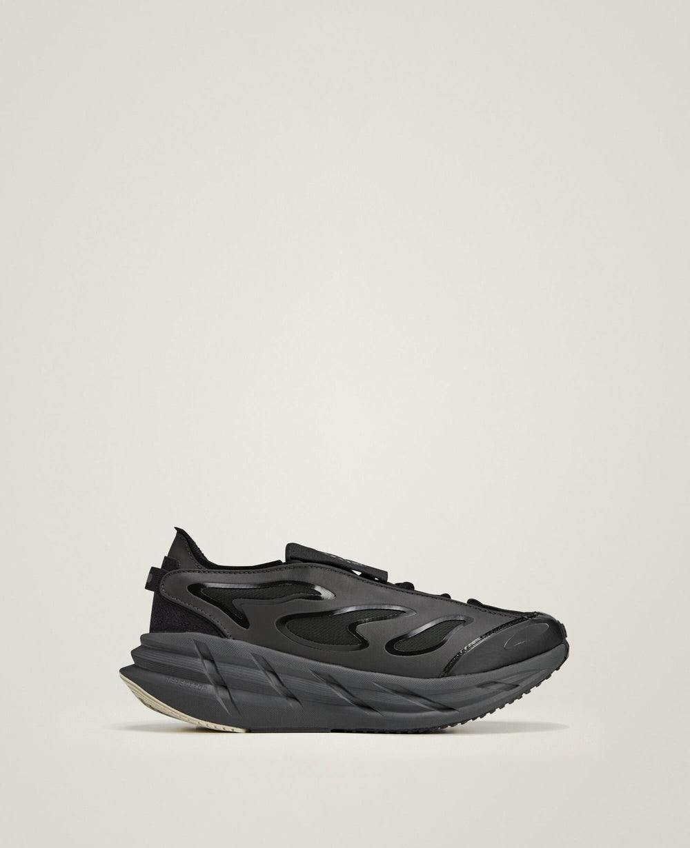 ADISTAR Distance Running Trainers