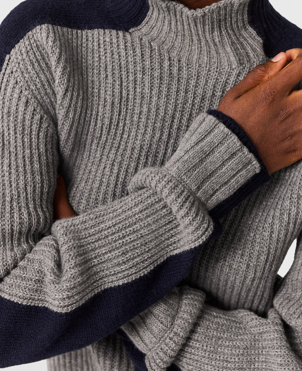 Turtleneck Contrast Panel Jumper