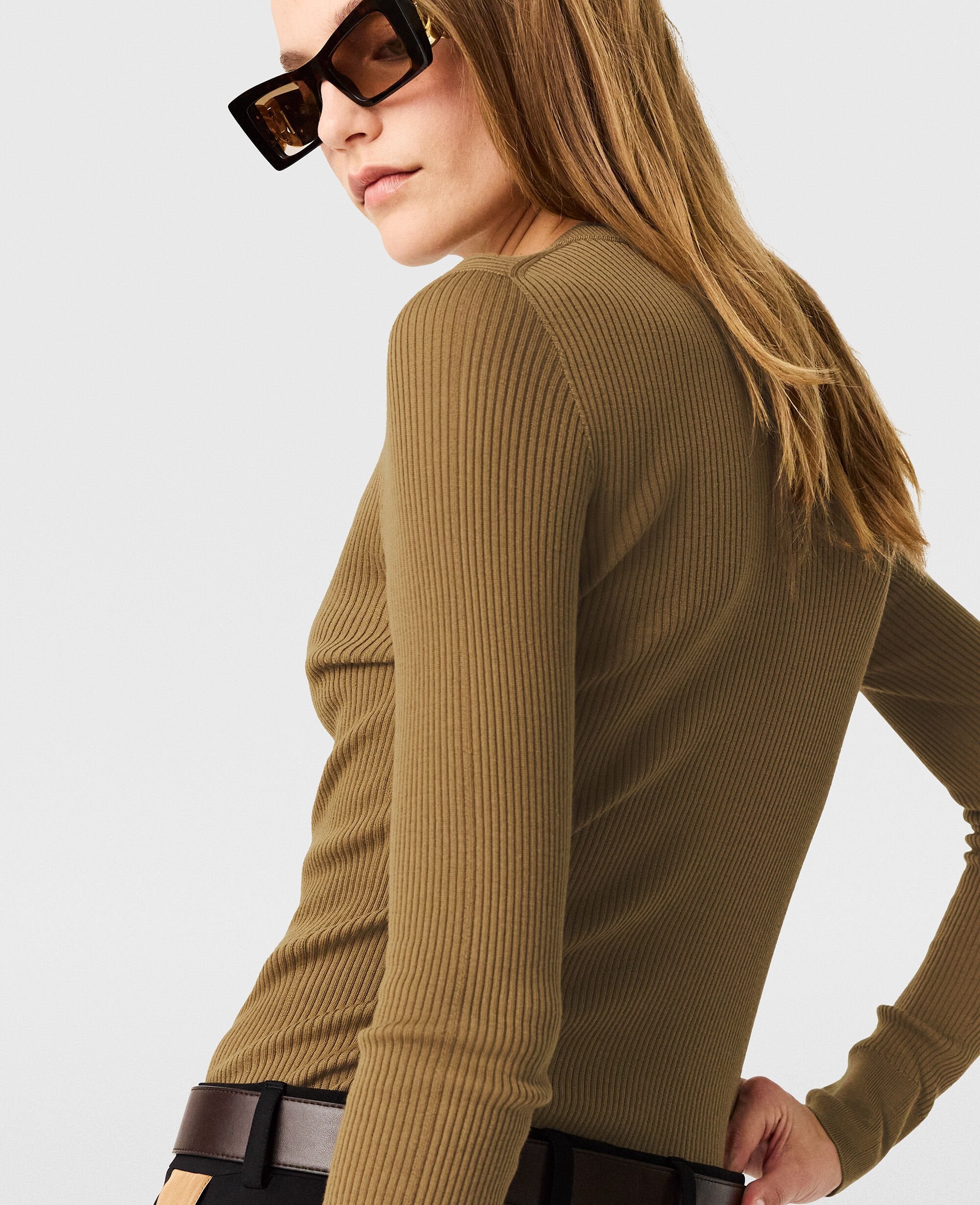 Crewneck Light Knit Cardigan