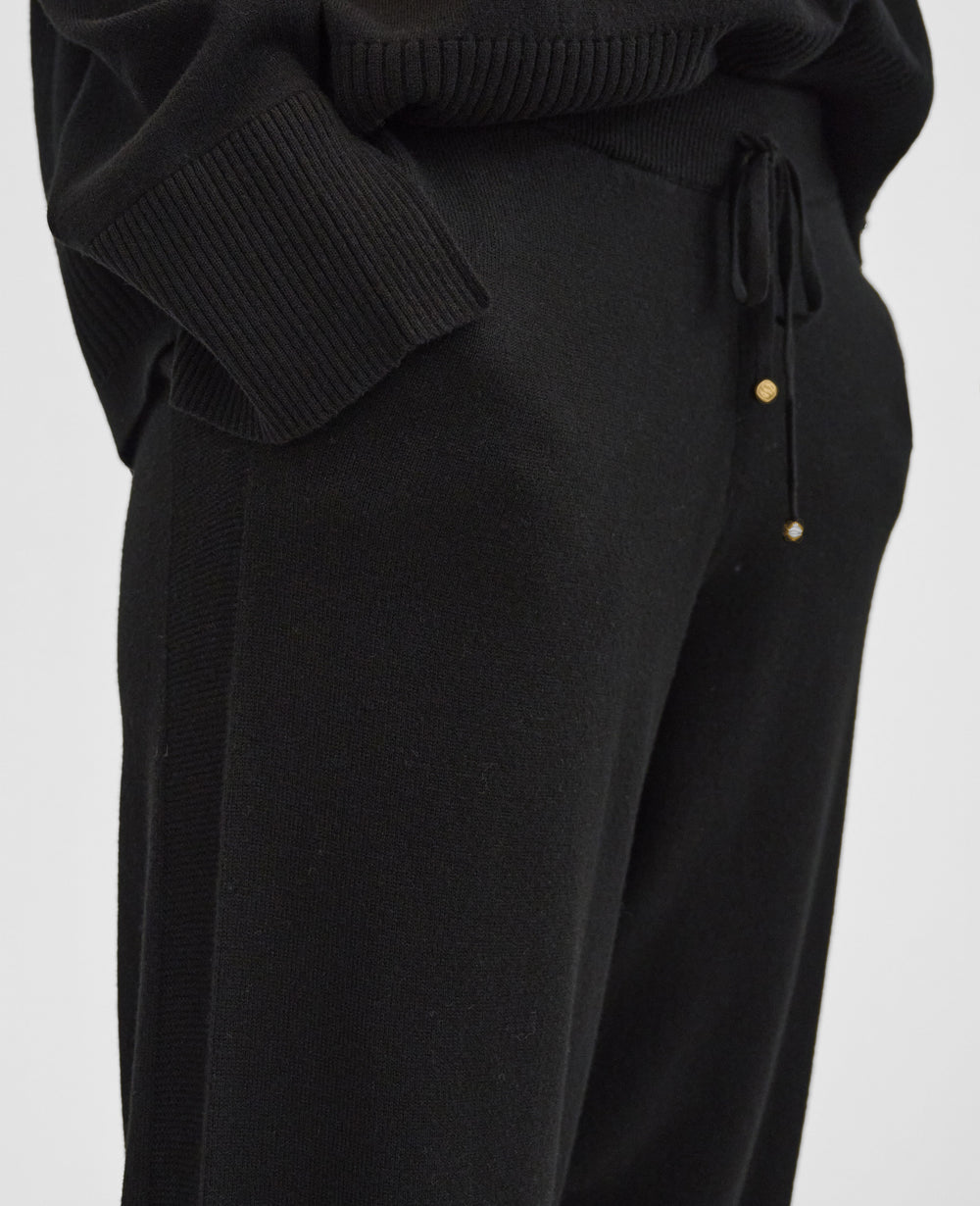 Mid-Rise Tapered Sweatpants
