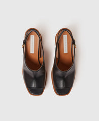 Sneak-Elyse Slingback Sandals