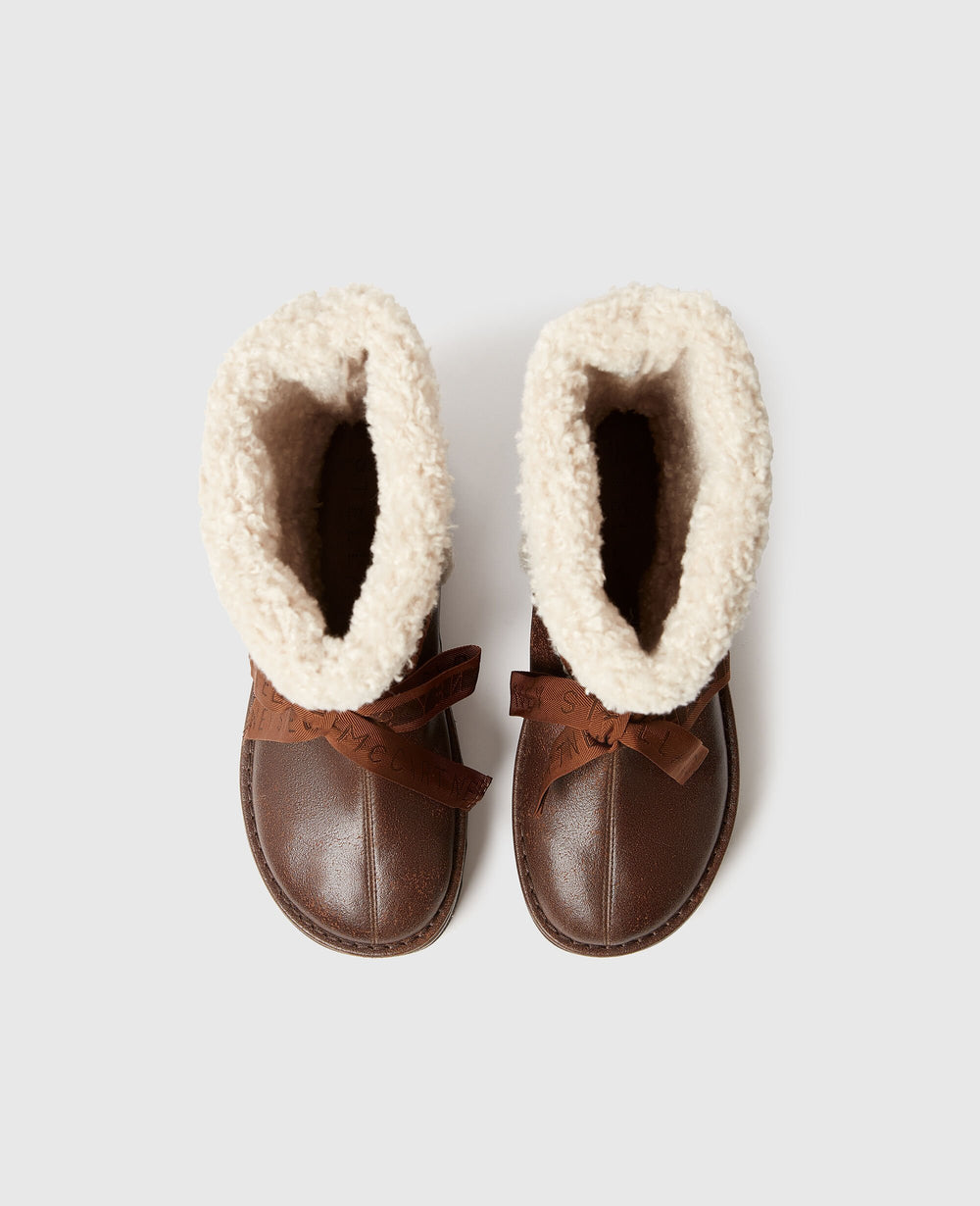 Vegan Plush-Lined Snow Boots