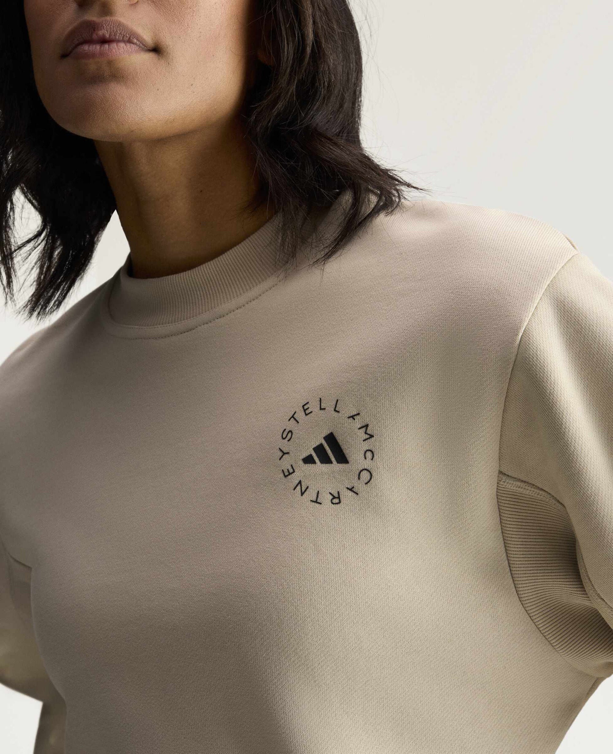 TrueCasuals Crewneck Sweatshirt