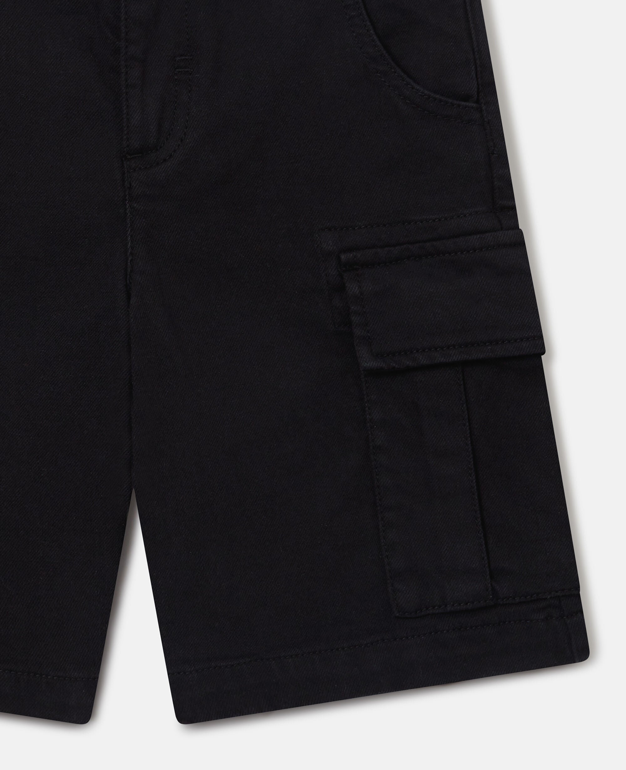 Gabardine Cargo Shorts